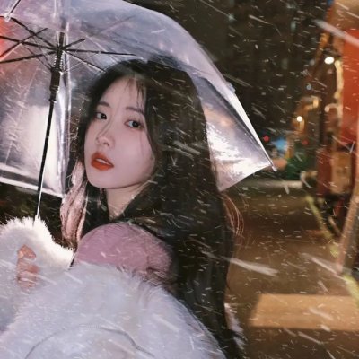 香闺春暖